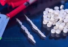 درمان اعتیاد با شربت اپیوم؛ روش بدون درد + مشاوره | کلینیک مهر میناب